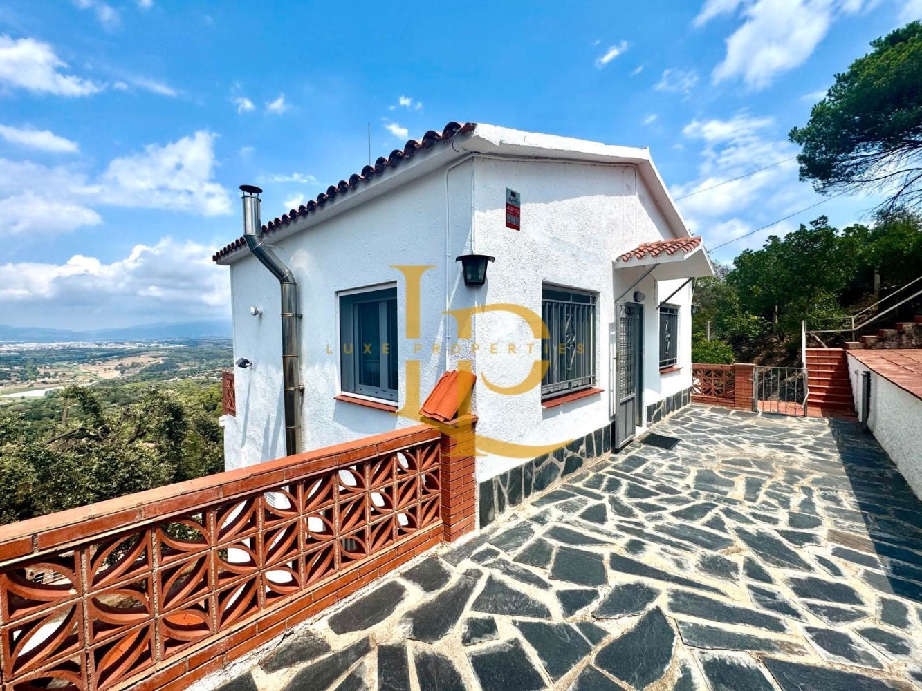 Дом с 4 спальнями в Барселона, Испания № 187908