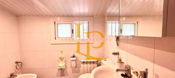 Дом с 4 спальнями в Барселона, Испания № 187908 33