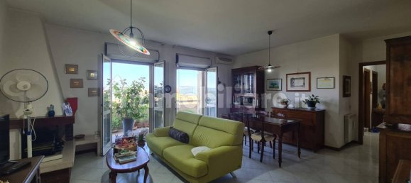 3 bedrooms Apartment in Todi, Italy No. 280730 6