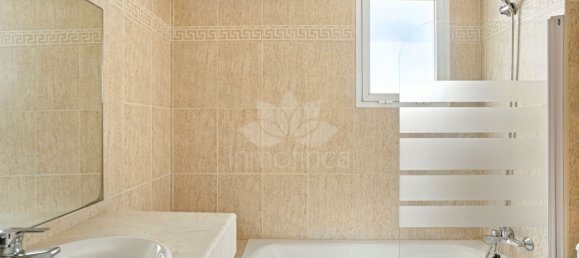 3 bedrooms Penthouse in Marbella, Spain No. 180693 12