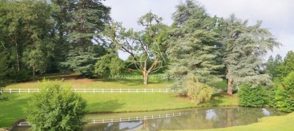 Замки и поместья с 17 спальнями в Пуатье, Франция № 299045 3