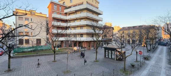 2 rooms Apartment in Sesto San Giovanni, Italy No. 185592 46