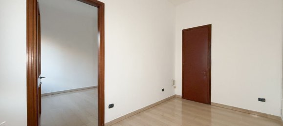 2 rooms Apartment in Sesto San Giovanni, Italy No. 185592 27