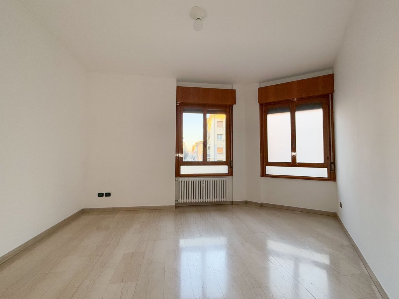 2 rooms Apartment in Sesto San Giovanni, Italy No. 185592