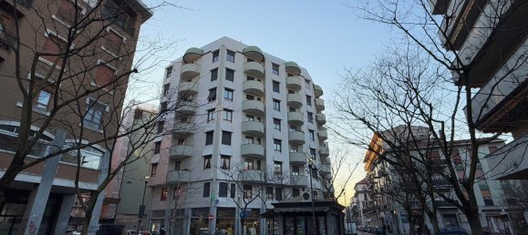 2 rooms Apartment in Sesto San Giovanni, Italy No. 185592 44