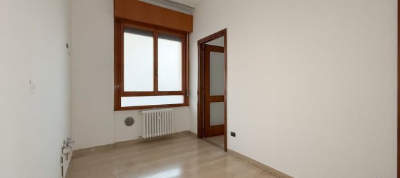 2 rooms Apartment in Sesto San Giovanni, Italy No. 185592 17