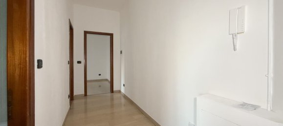 2 rooms Apartment in Sesto San Giovanni, Italy No. 185592 5