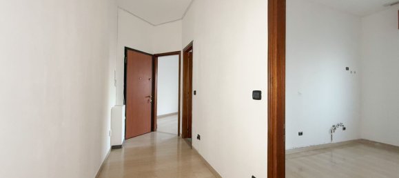 2 rooms Apartment in Sesto San Giovanni, Italy No. 185592 8