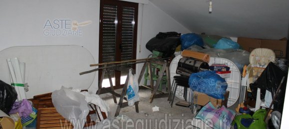7-Zimmer Wohnung in Atri, Italy, Nr. 94918 9