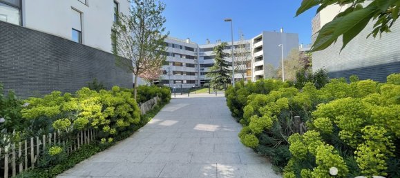 3 rooms Apartment in Nanterre, France No. 170412 22