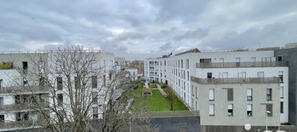 3 rooms Apartment in Nanterre, France No. 170412 13