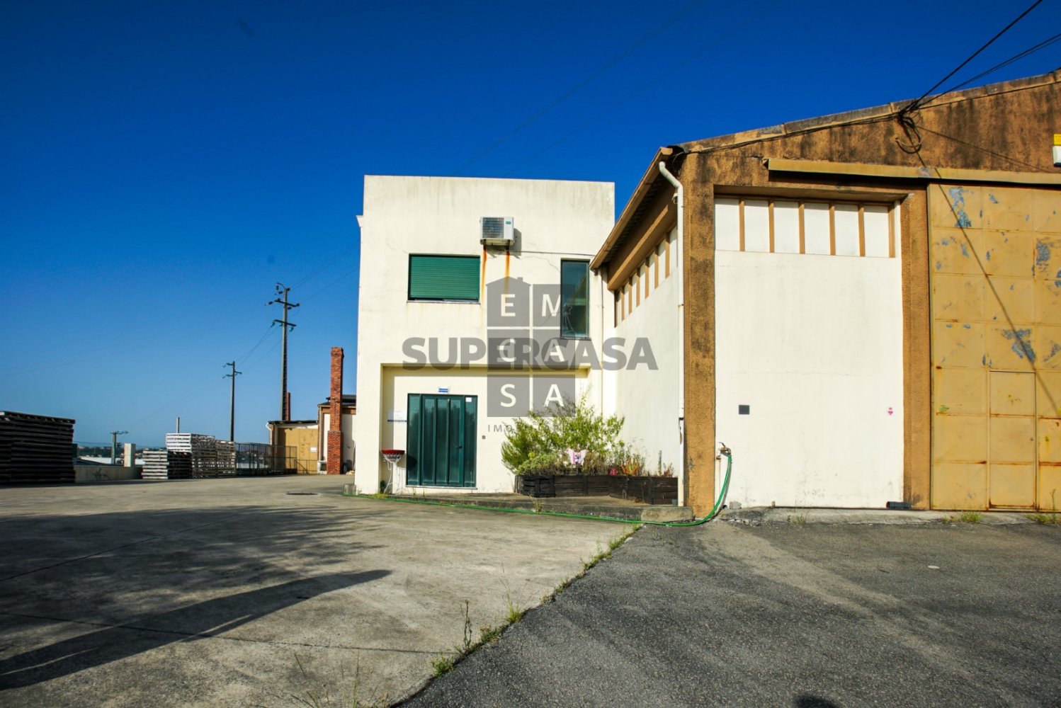  مستودع في Lourosa, Portugal 911متر مربع رقم 157404