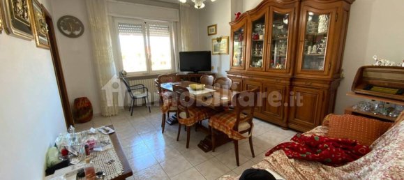 2 bedrooms Apartment in Martinsicuro, Italy No. 99880 5
