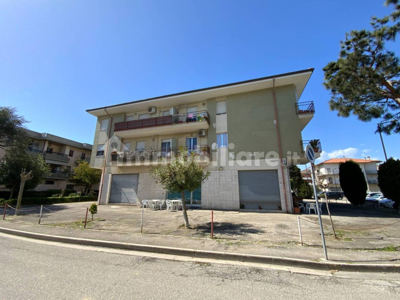 2 bedrooms Apartment in Martinsicuro, Italy No. 99880