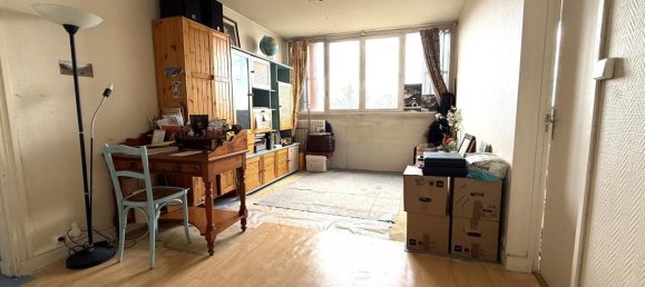 1 bedroom Apartment in Fresnes, France No. 321760 3