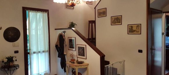 9-salle Maison à Seravezza, Italy No. 221843 17