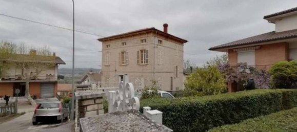 3 rooms Apartment in Grottazzolina, Italy No. 271201 6