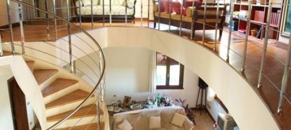 3 Schlafzimmer Villa in Ravenna, Italy, Nr. 334902 29