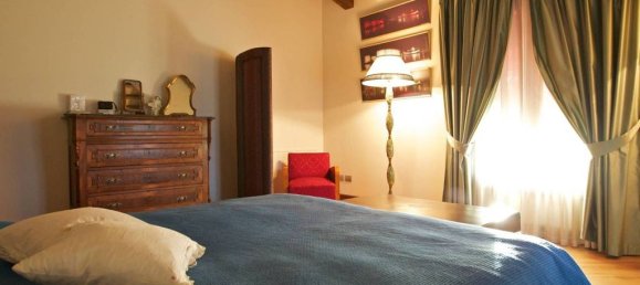 3 Schlafzimmer Villa in Ravenna, Italy, Nr. 334902 30