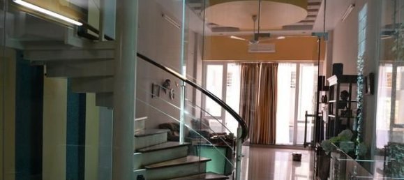 5 Schlafzimmer Haus in Ba Dinh, Vietnam, Nr. 5112 3