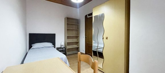 3 rooms Apartment in Parma, Italy No. 20406 21