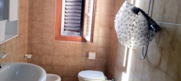 5 rooms Apartment in Laterina Pergine Valdarno, Italy No. 231850 11