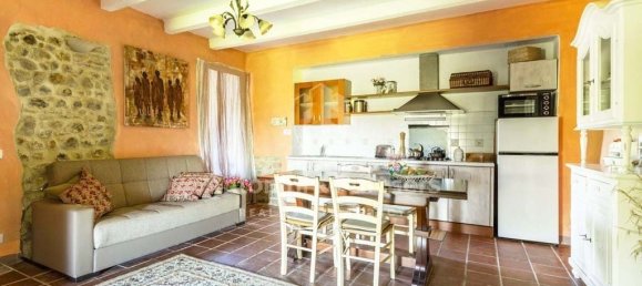 Casa de 20 dormitorios en Città della Pieve, Italy No. 173120 13