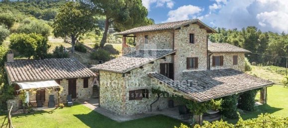 Casa de 20 dormitorios en Città della Pieve, Italy No. 173120 29