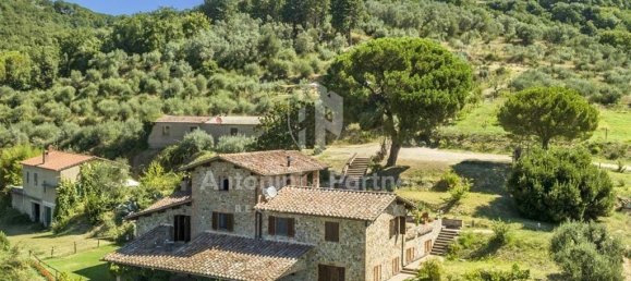 Casa de 20 dormitorios en Città della Pieve, Italy No. 173120 9
