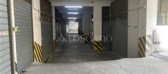 Garage à Rome, Italy 22m² No. 330964 4