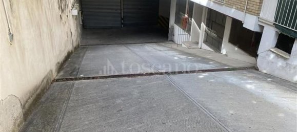 Garage à Rome, Italy 22m² No. 330964 2