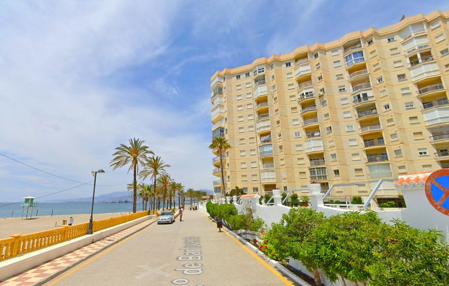 Квартира с 2 спальнями в Торренуэва Коста, Испания № 263372