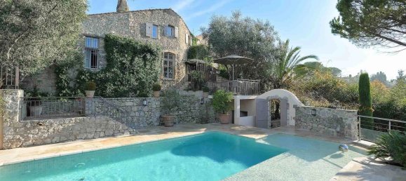 6 bedrooms Villa in Mougins, France No. 1980 2