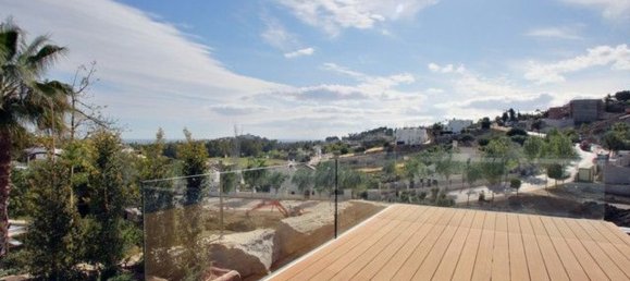 5 bedrooms Villa in Malaga, Spain No. 120631 8