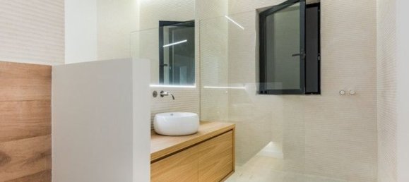 5 bedrooms Villa in Malaga, Spain No. 120631 37