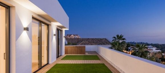 5 bedrooms Villa in Malaga, Spain No. 120631 29