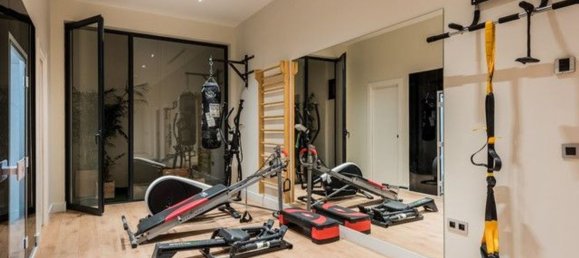 5 bedrooms Villa in Malaga, Spain No. 120631 35