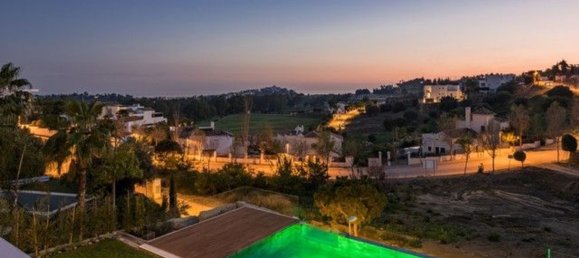 5 bedrooms Villa in Malaga, Spain No. 120631 30