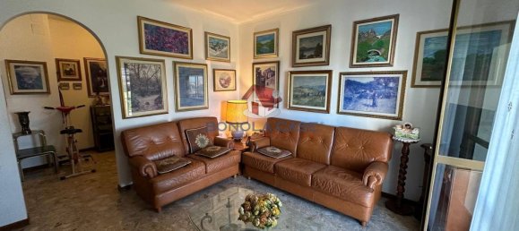 3 rooms Apartment in Milan, Italy No. 261229 3