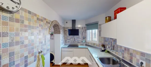 5 bedrooms House in Arenas, Spain No. 44880 12