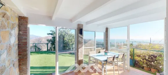 5 bedrooms House in Arenas, Spain No. 44880 7