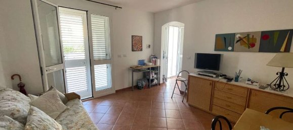 3 rooms House in Salve, Italy No. 326712 2