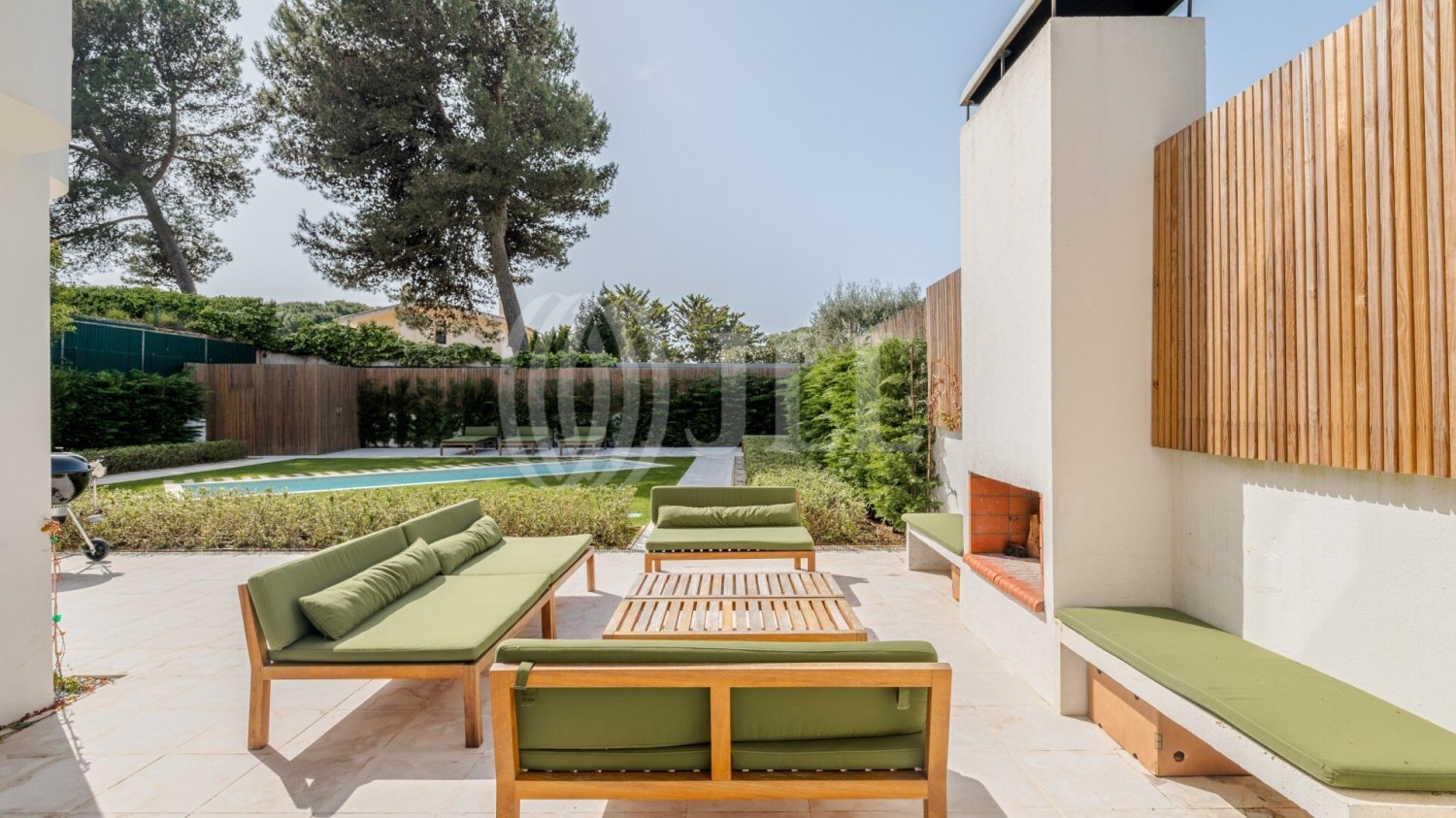 5 bedrooms Villa in Cascais, Portugal No. 131826