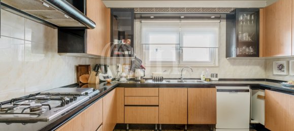 5 bedrooms Villa in Cascais, Portugal No. 131826 13