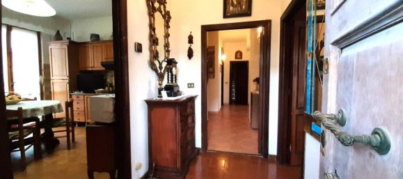5 rooms Apartment in Laterina Pergine Valdarno, Italy No. 238071 4