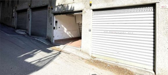 26m² Garage in Genoa, Italy No. 185938 4