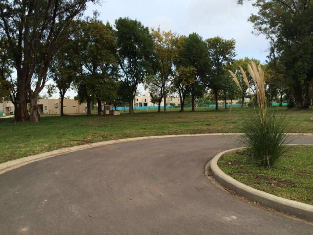  Land in Pilar, Argentina No. 42887