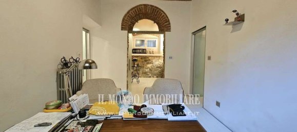 3 bedrooms Apartment in Florence, Italy No. 362777 9