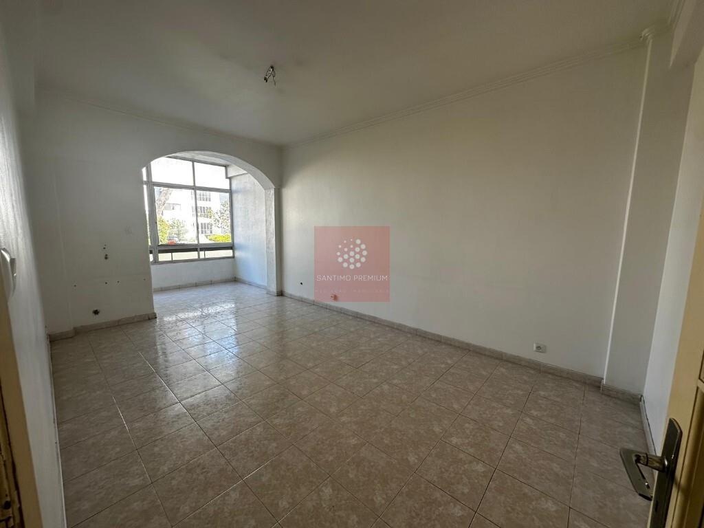 Apartamento de 2 dormitorios en Oeiras, Portugal No. 351844