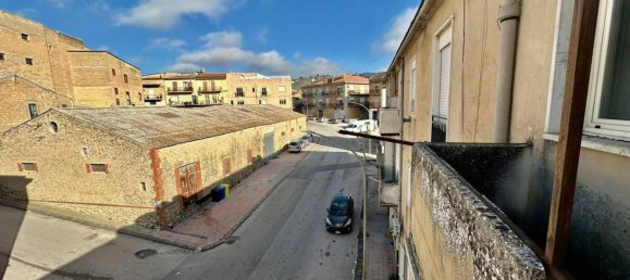 2 bedrooms Apartment in Canicattì, Italy No. 127481 8